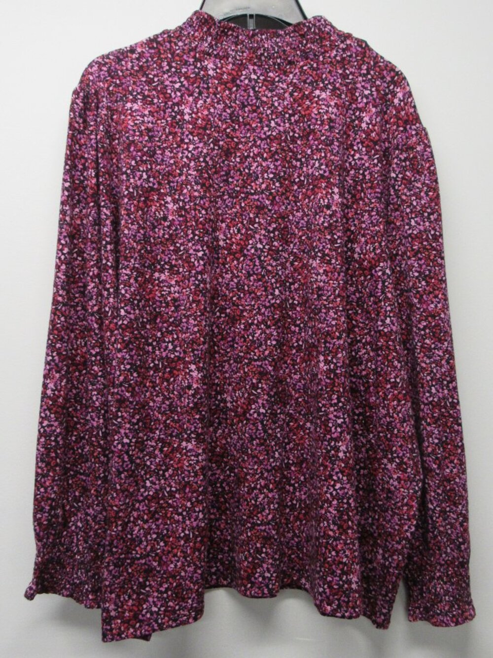 NWT J Jill Smocked Keyhole Mock Neck Blouse Top 3X Strawberry Pink Floral Print - Picture 2 of 4